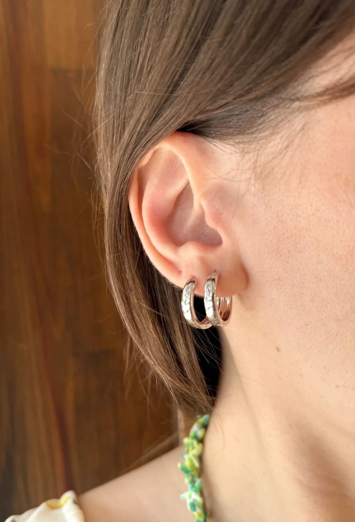 VIP Orta Boy Sade Halka Küpe Gümüş Renk