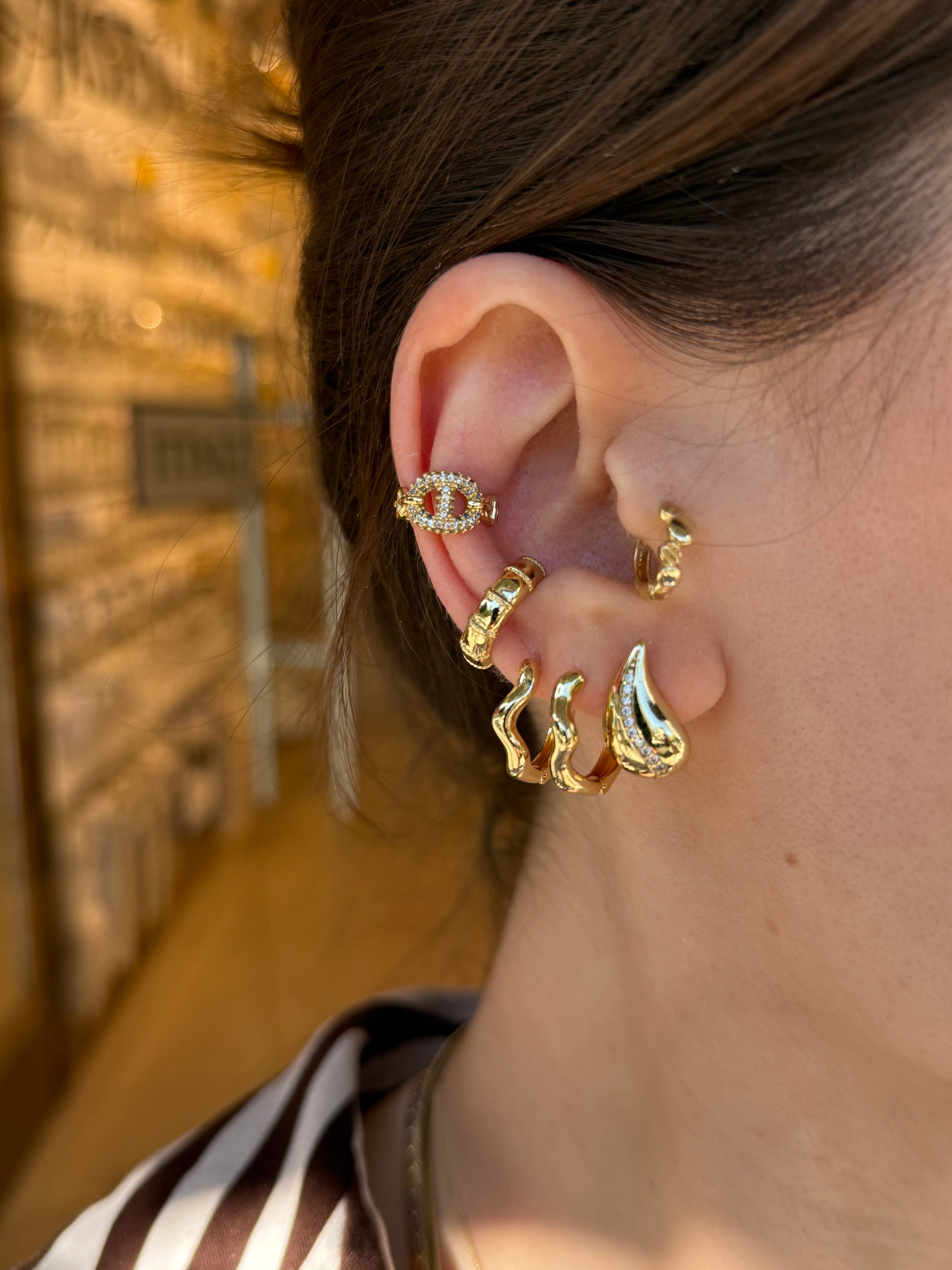 Gömme Taşlı Oval Model Earcuff Kıkırdak Küpe