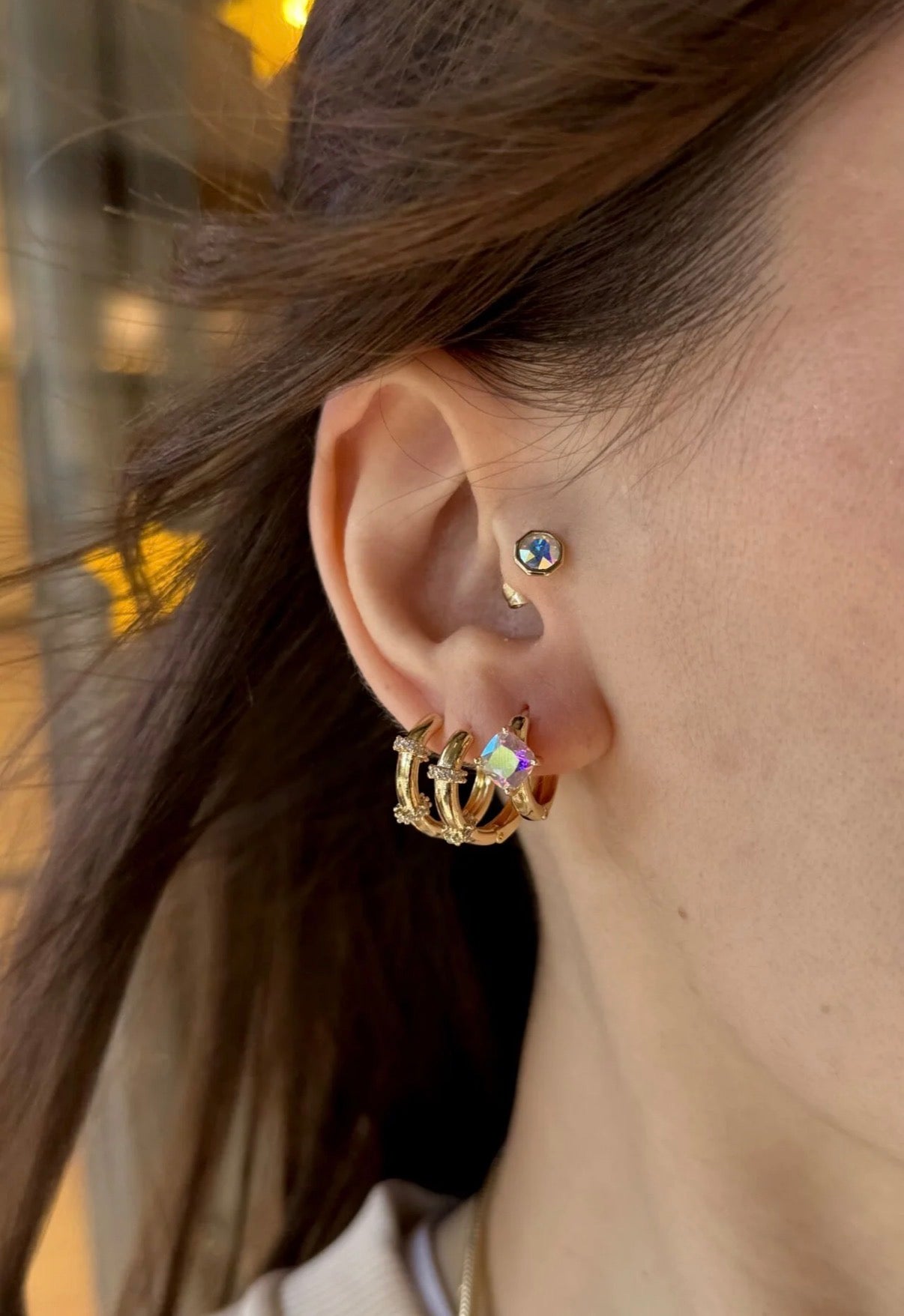 VIP Kristal Opal Tek Taşlı Halka Küpe 14K