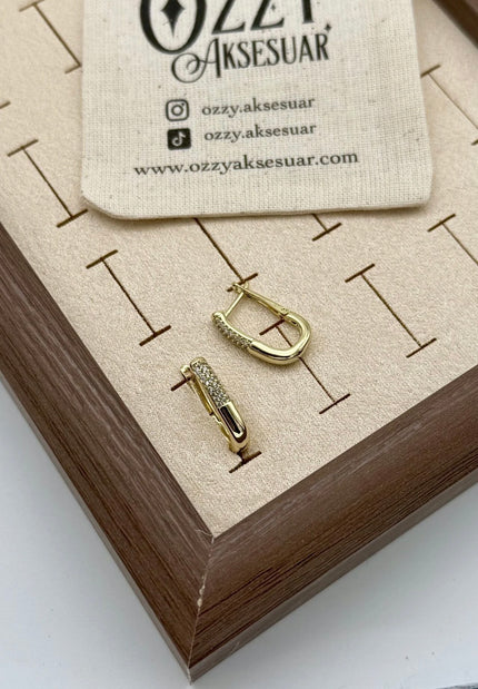 VIP Önü Gömme Taş İşlemeli Oval Halka Küpe 14K