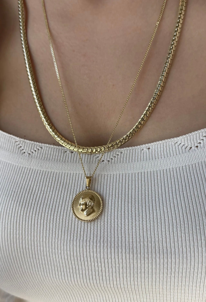 VIP Ata Kolye 60 cm 14K