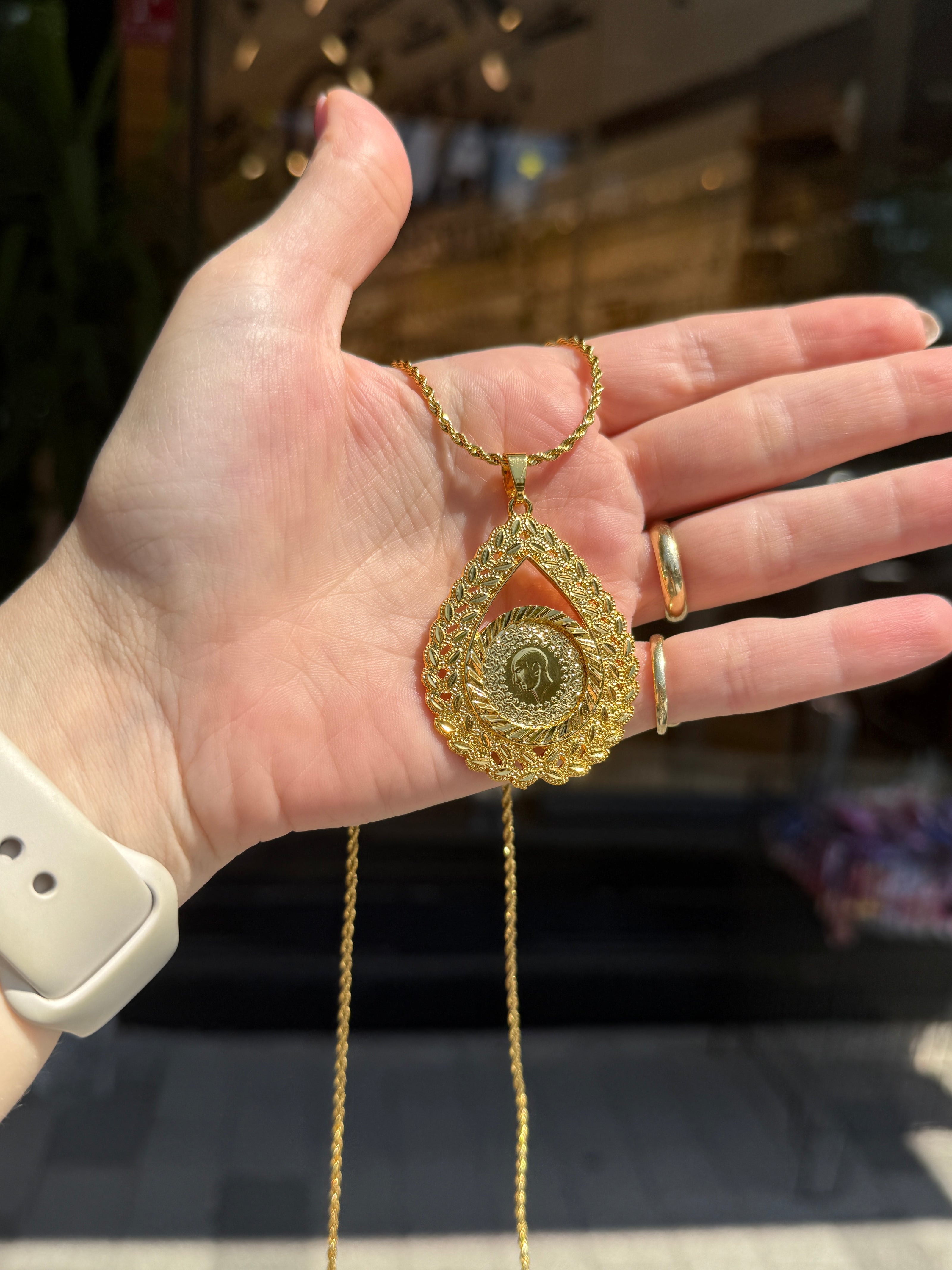 Altın Kaplama Yaprak Desen Ata Kolye 60 cm