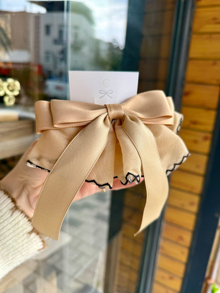 Katlı Tül Modelli Fiyonk Otomatik Toka Latte