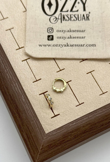 VIP Aralıklı 3 Taşlı Küçük Halka Küpe 14K