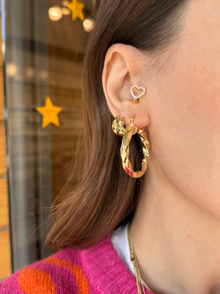 Kıvrım Modelli Halka Küpe