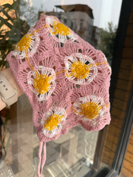 Papatyalı Örgü Üçgen Bandana Toka Toz Pembe Renk