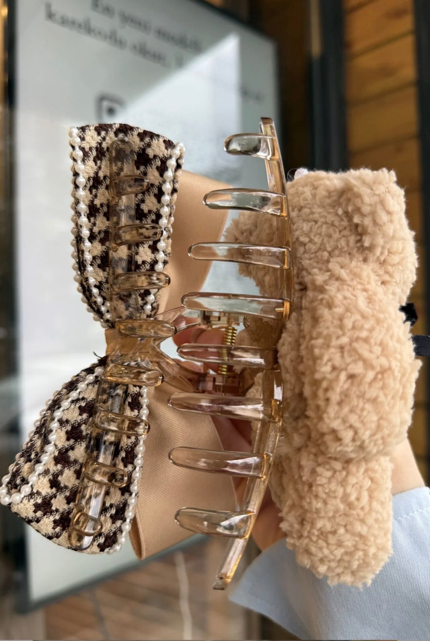 Fiyonklu Peluş Ayıcık Mandal Toka