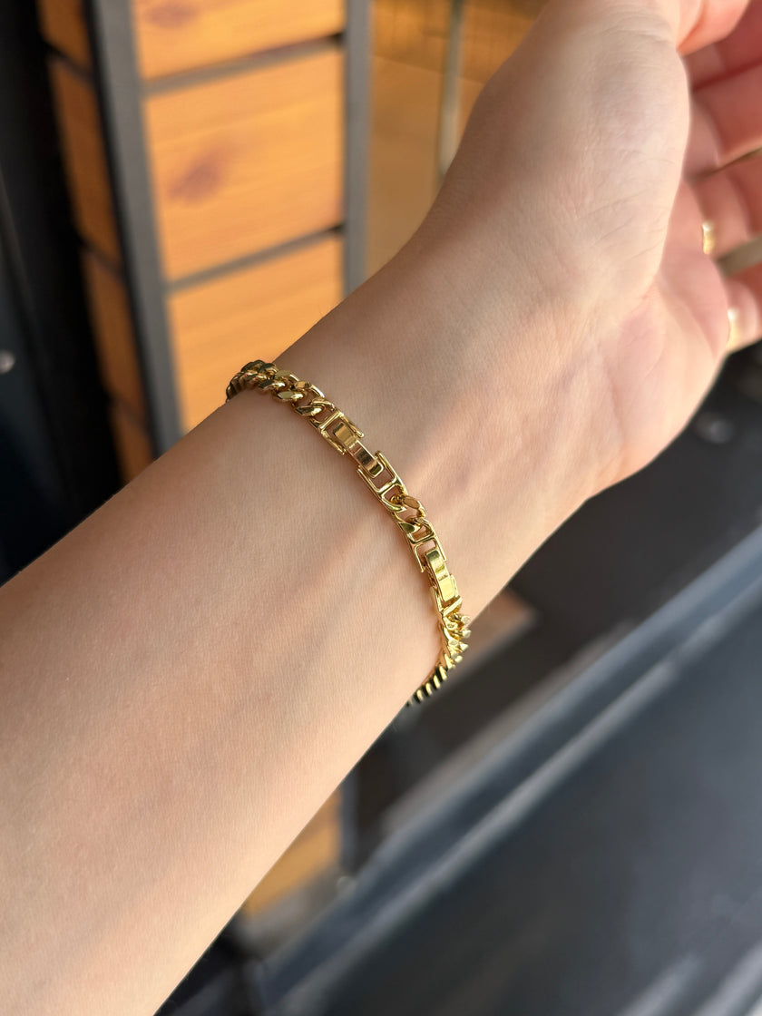 VIP Ortası Gömme Taşlı Künye Bileklik 17 + 2 cm