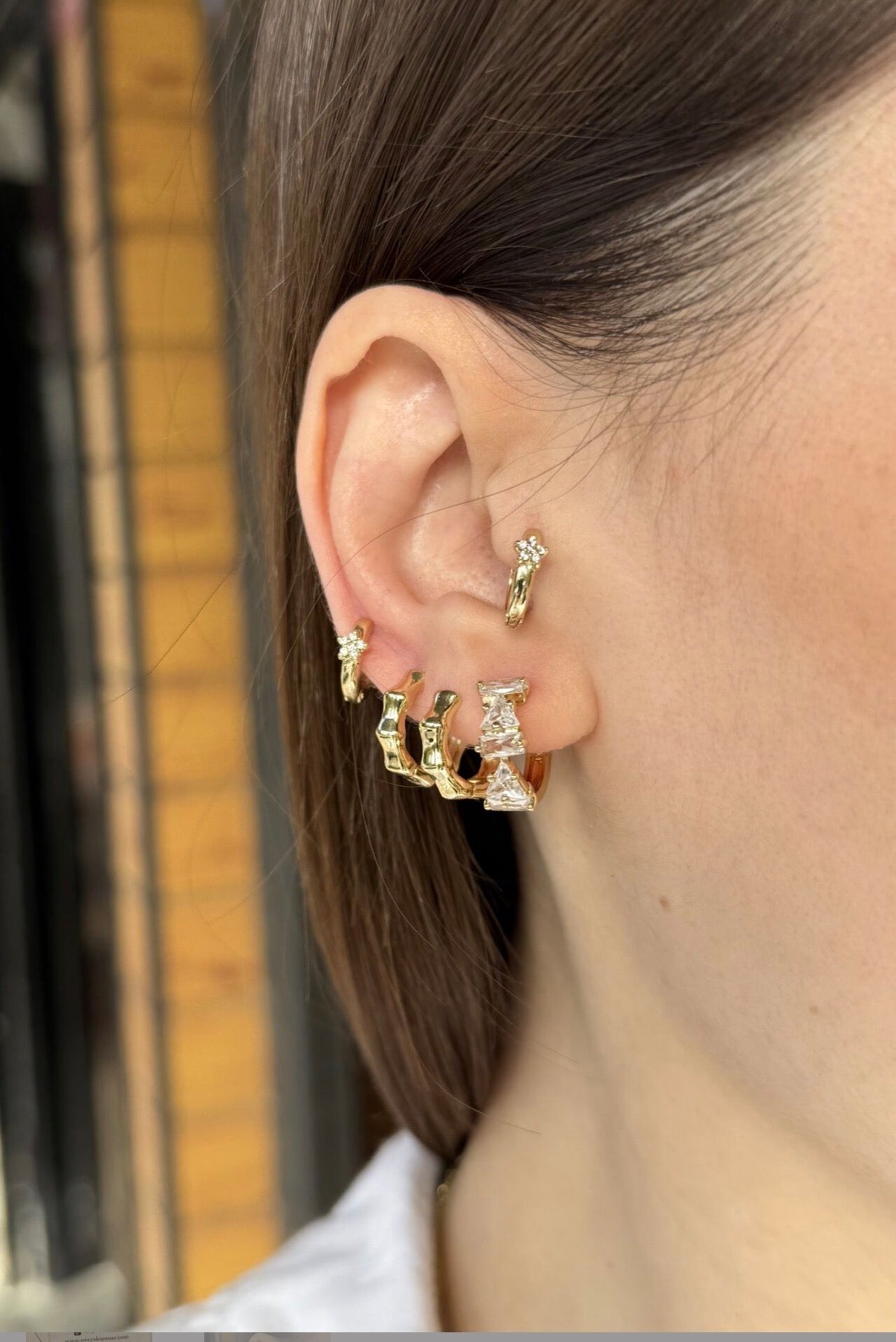 VIP Eklem Modelli Küçük Halka Küpe 14K