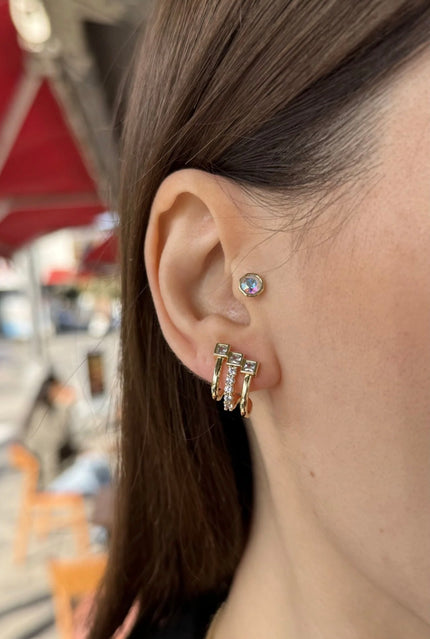 VIP Sıra Kare Taşlı 3'lü Görünüm Küpe