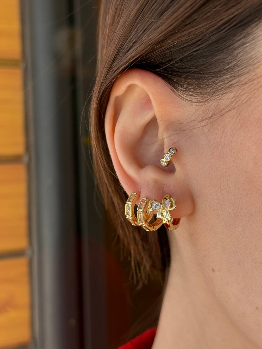 VIP Taşlı Fiyonk Model Halka Küpe