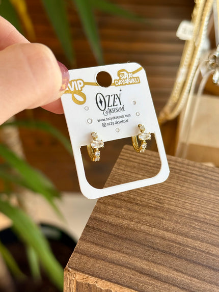 VIP Ortası Damla Taşlı Sıra Taş Halka Küpe