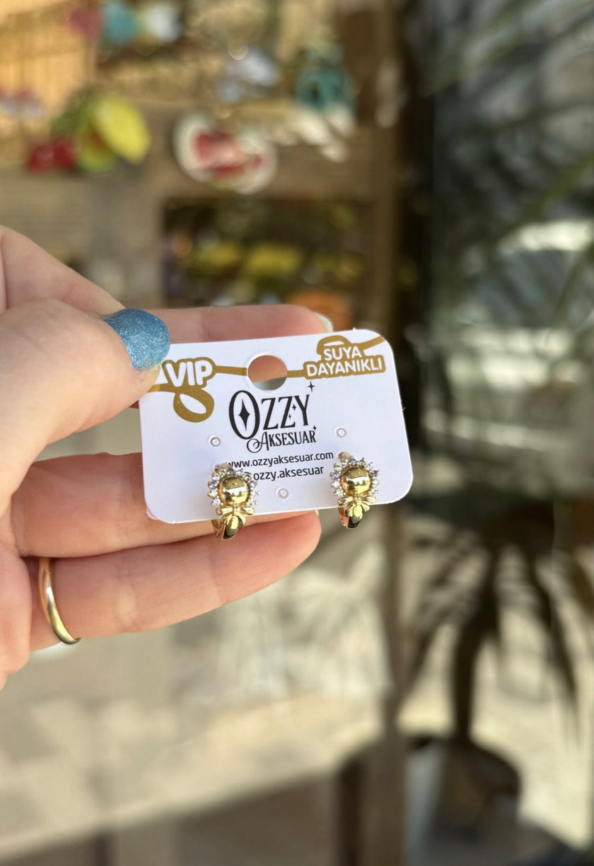 VIP Soft Renk Taş Detay Fiyonklu Güneş Halka Küpe 14K