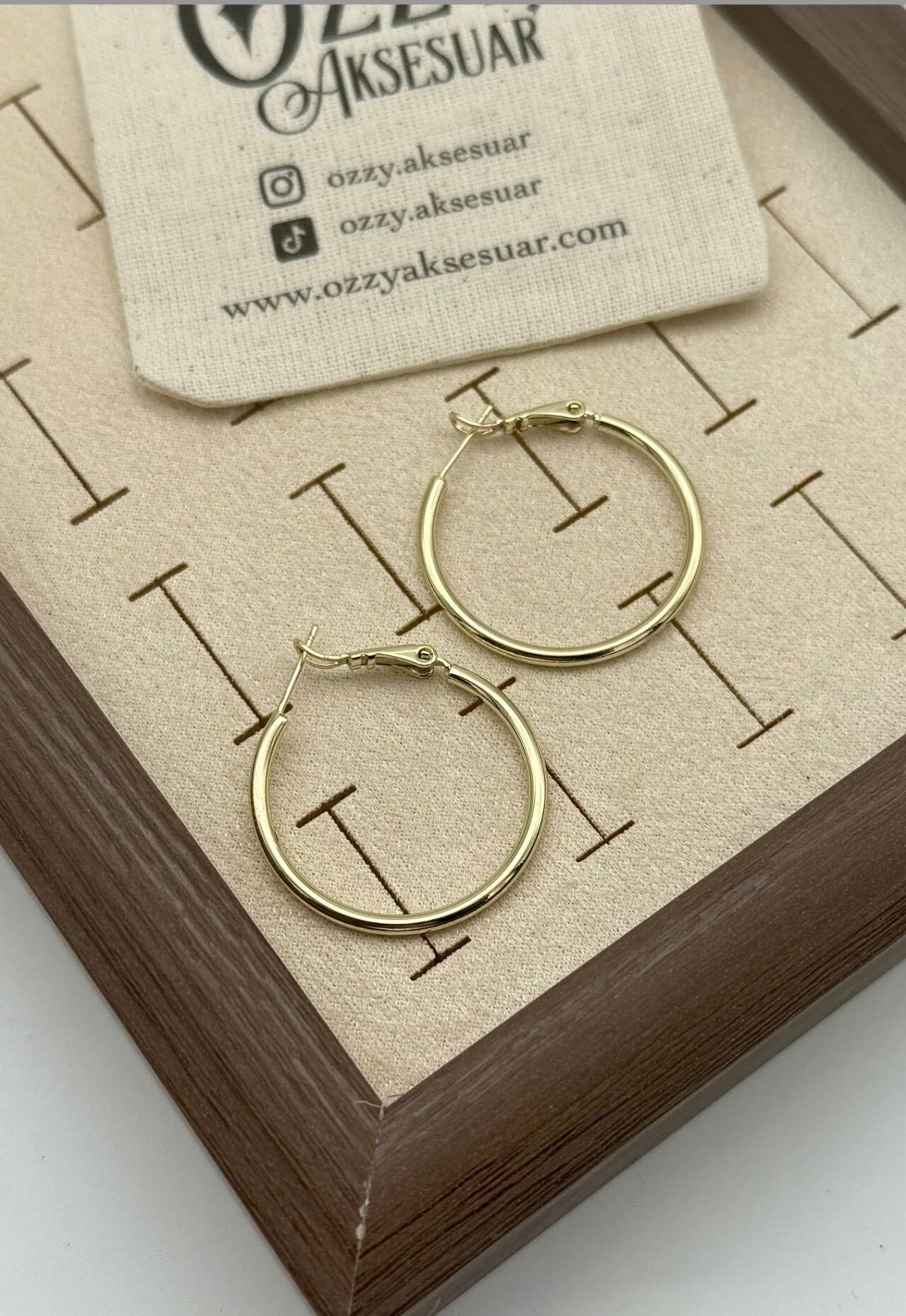 VIP Sade Halka Küpe 3 cm 14K