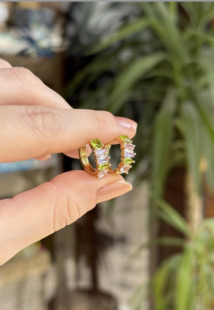 VIP Soft Renkli Sıra Zirkon Taşlı Halka Küpe 14K