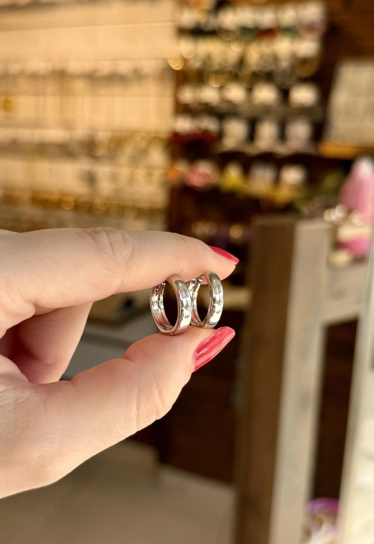 VIP Orta Boy Sade Halka Küpe Gümüş Renk