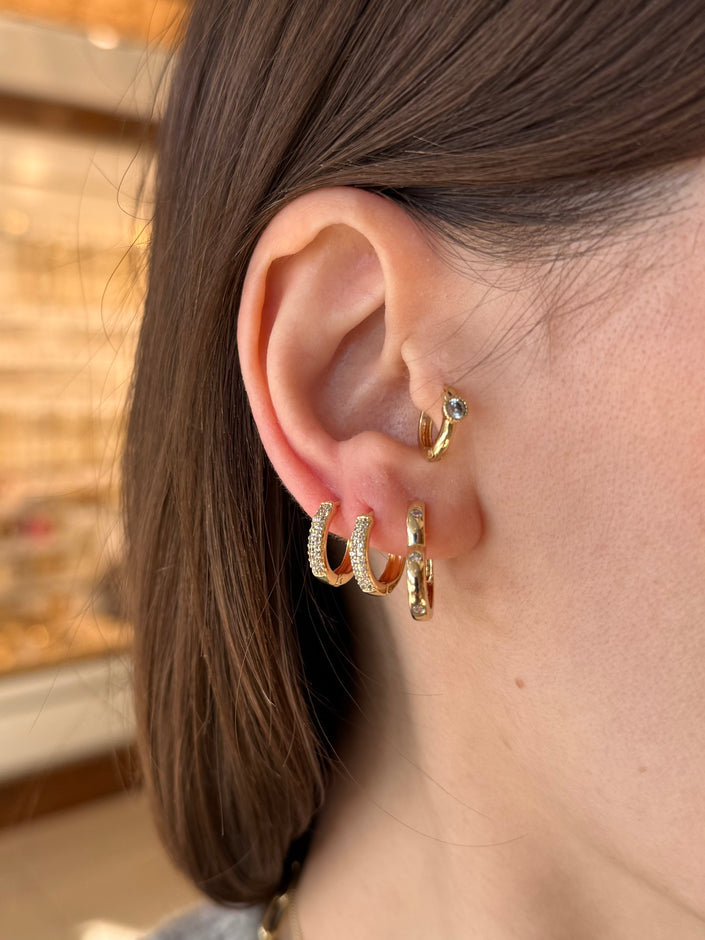 VIP Önü Çift Sıra Taşlı Halka Küpe