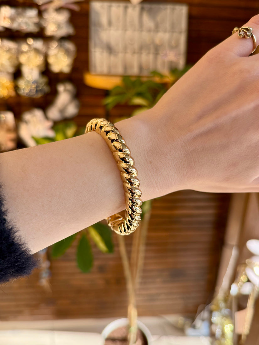 Burgu Modelli Kelepçe Bileklik