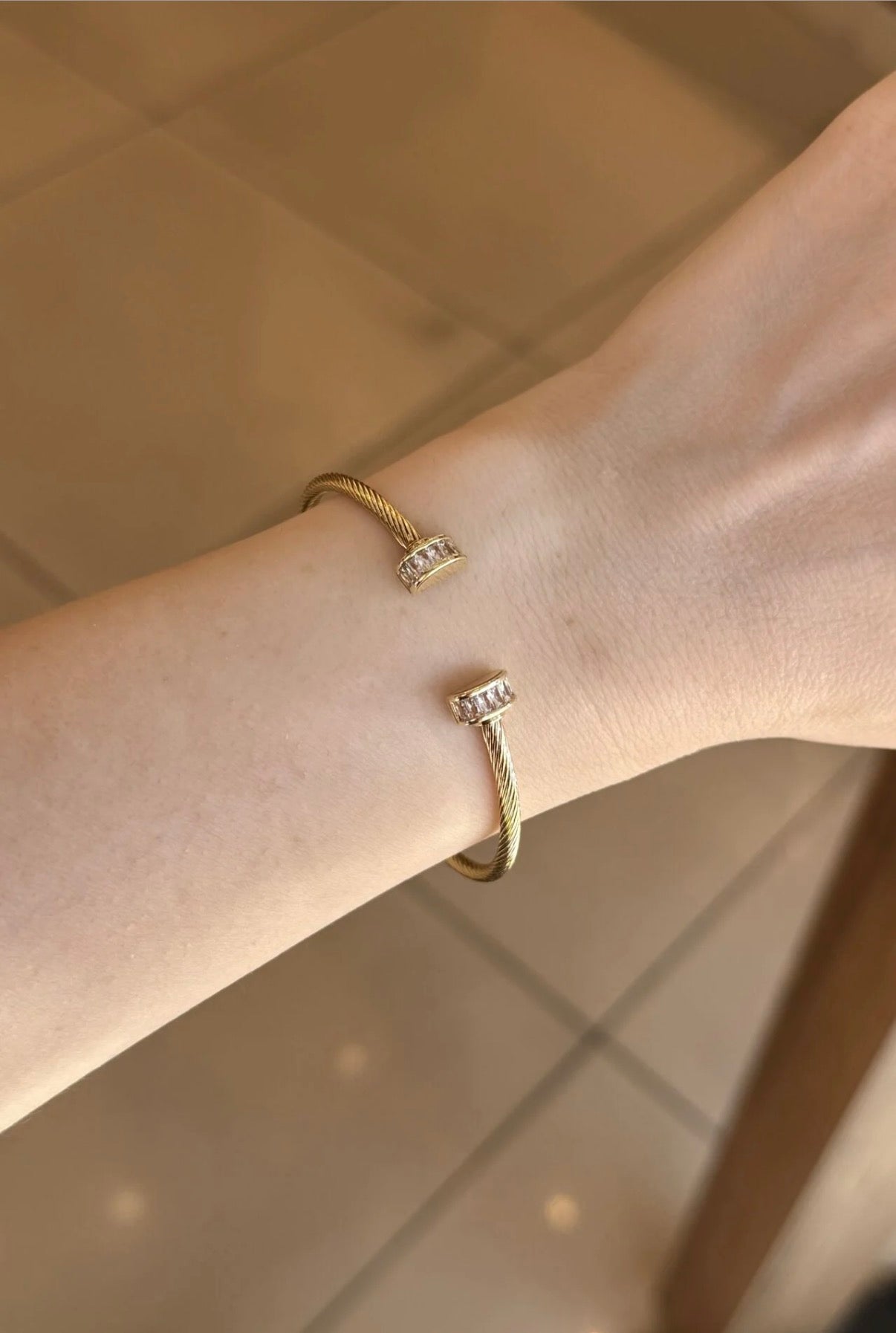 Karşılıklı Baget Taşlı Ayarlanabilir Yarım Bileklik 14K