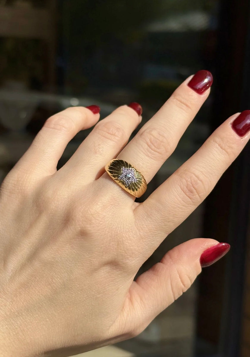 Gömme Taşlı Yıldız Model Ayarlanabilir Yüzük 14K