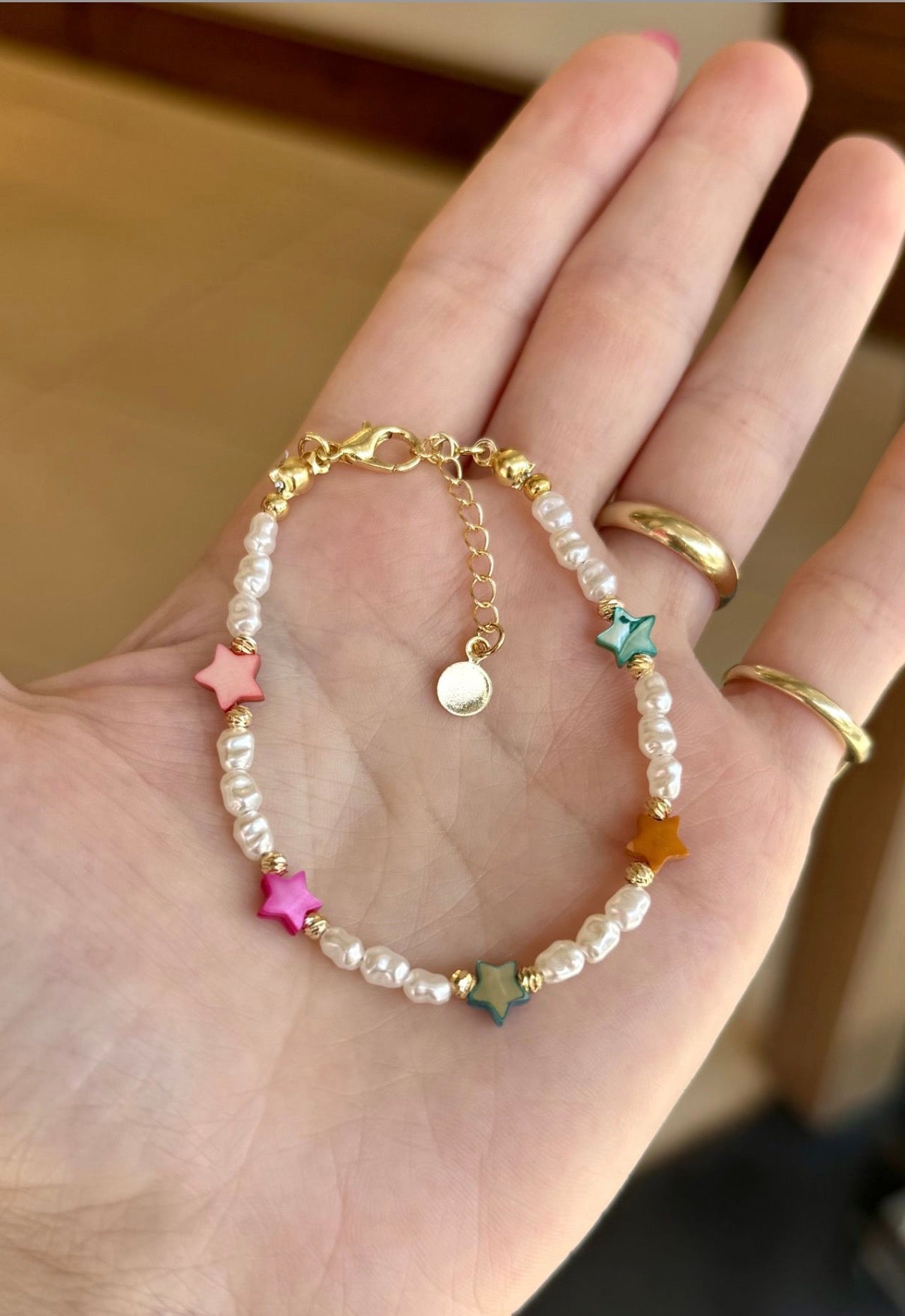 Renkli Yıldız Detay İncili Boncuk Bileklik