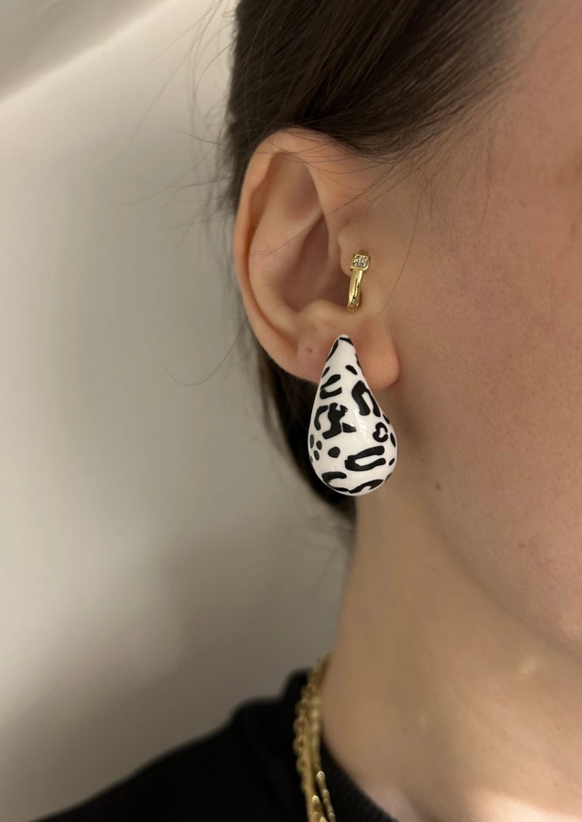 Leopar Desenli Damla Küpe Beyaz