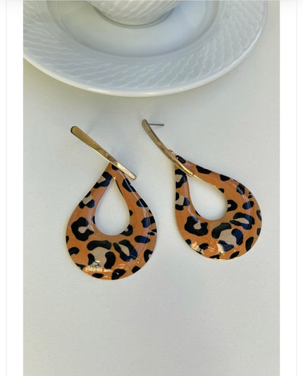 Sallantılı Damla Model Leopar Küpe