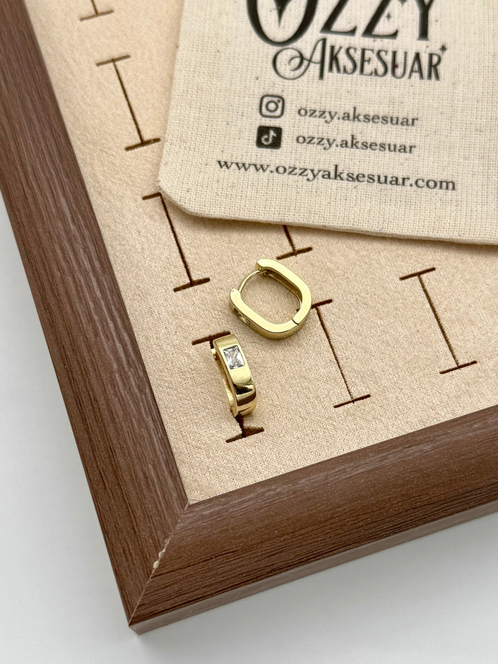 VIP Baget Taşlı Dikdörtgen Halka Küpe