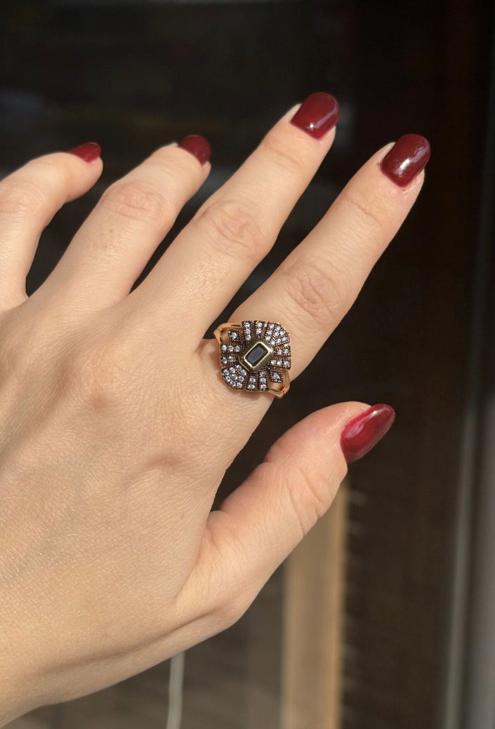 Siyah Montür Zirkon Taşlı Vintage Ayarlanabilir Yüzük 18K Siyah Taş