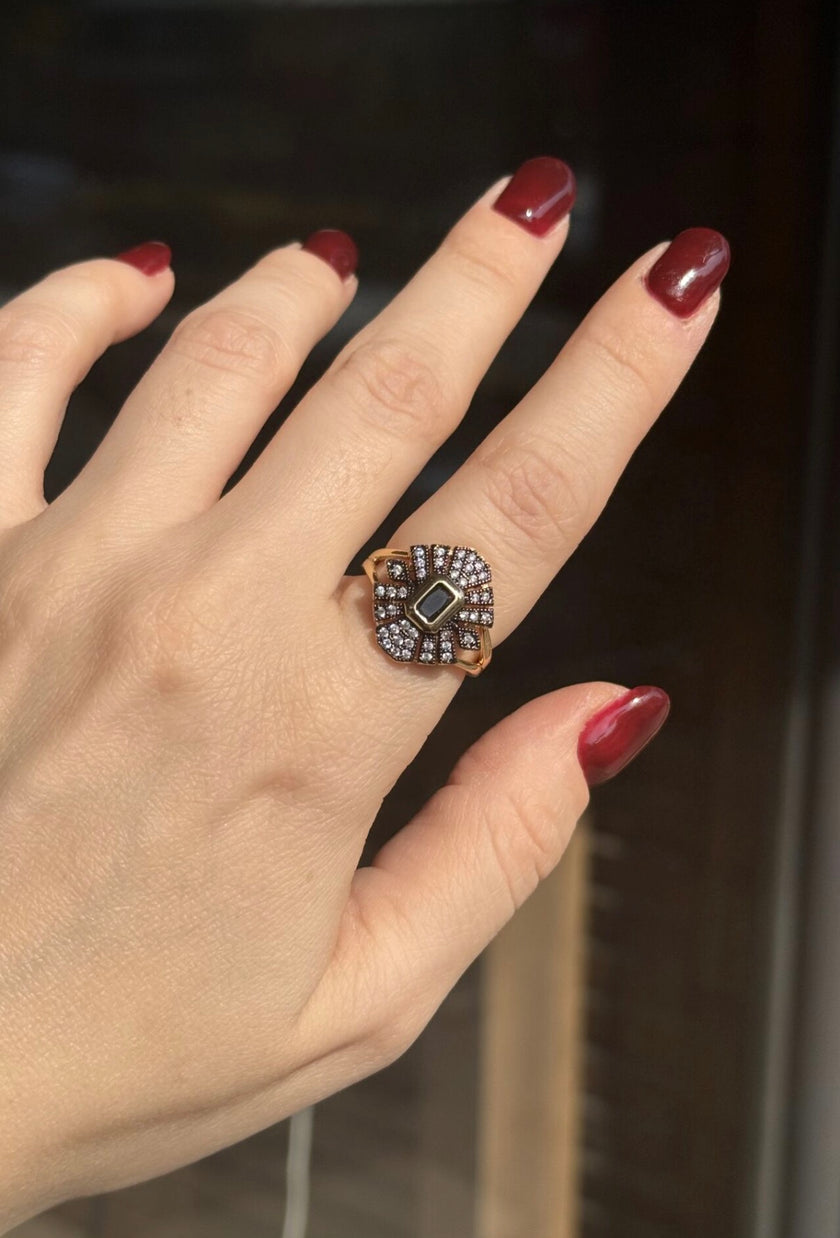 Siyah Montür Zirkon Taşlı Vintage Ayarlanabilir Yüzük 18K Siyah Taş