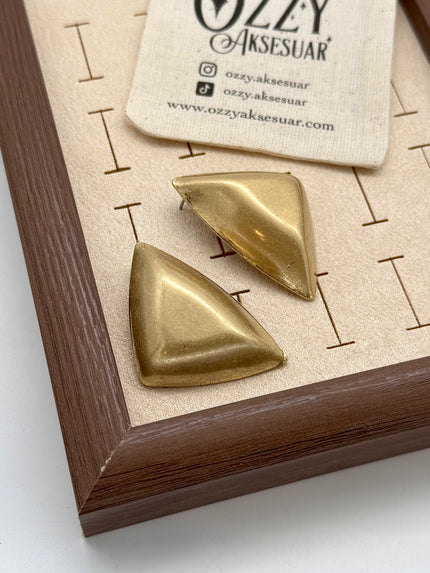 Mat Yüzeyli Marka Model Üçgen Küpe