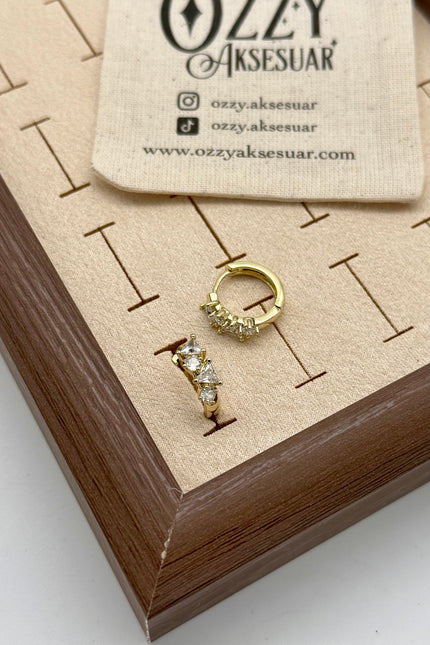 VIP Üçgen ve Yuvarlak Taşlı Halka Küpe