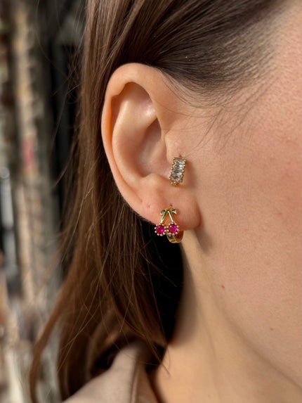 VIP Taşlı Kiraz Halka Küpe