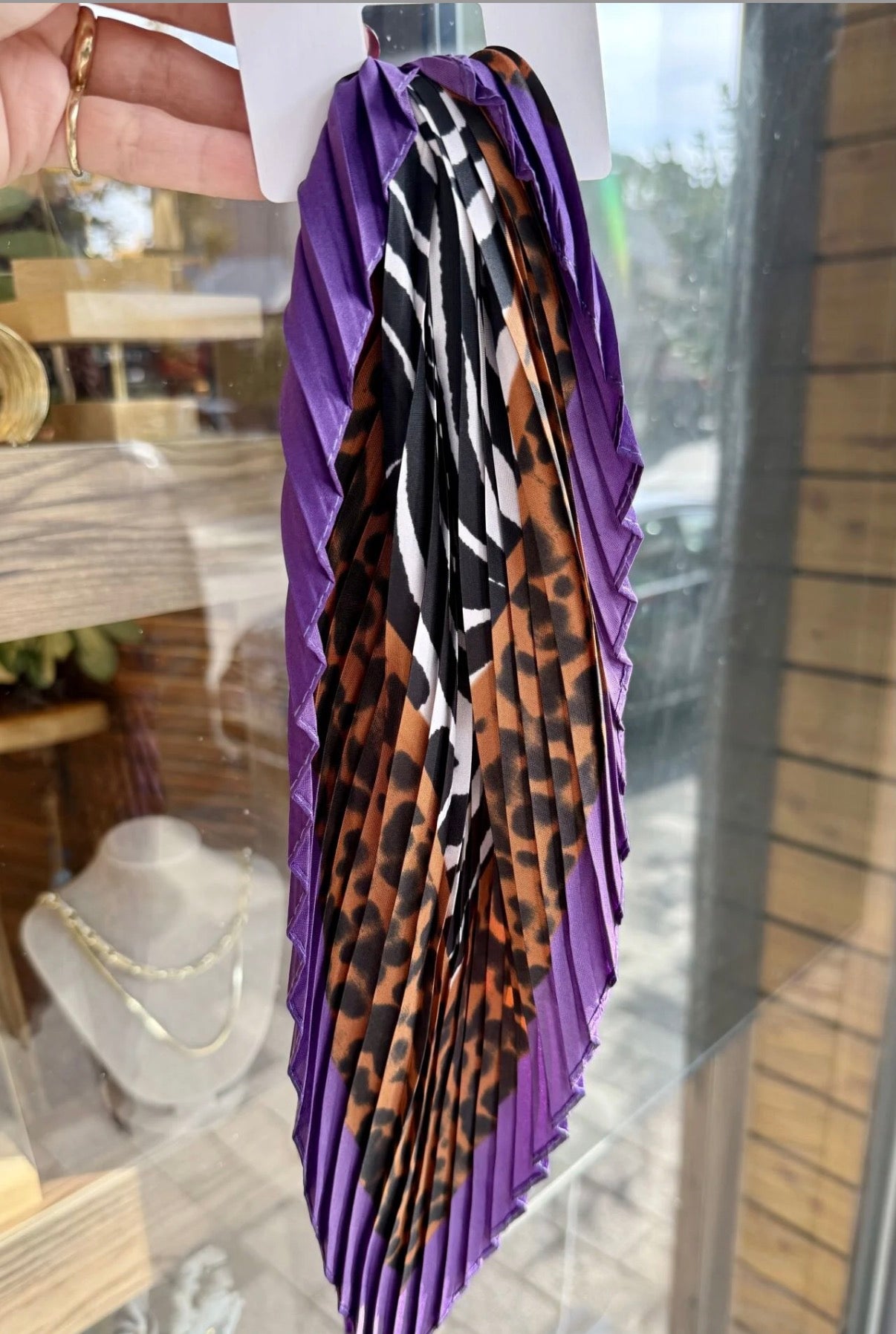 Mor Çerçeveli Zebra Desen Piliseli Fular