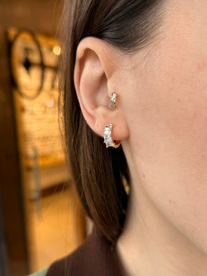 VIP 4 Kare Zirkon Taşlı Halka Küpe