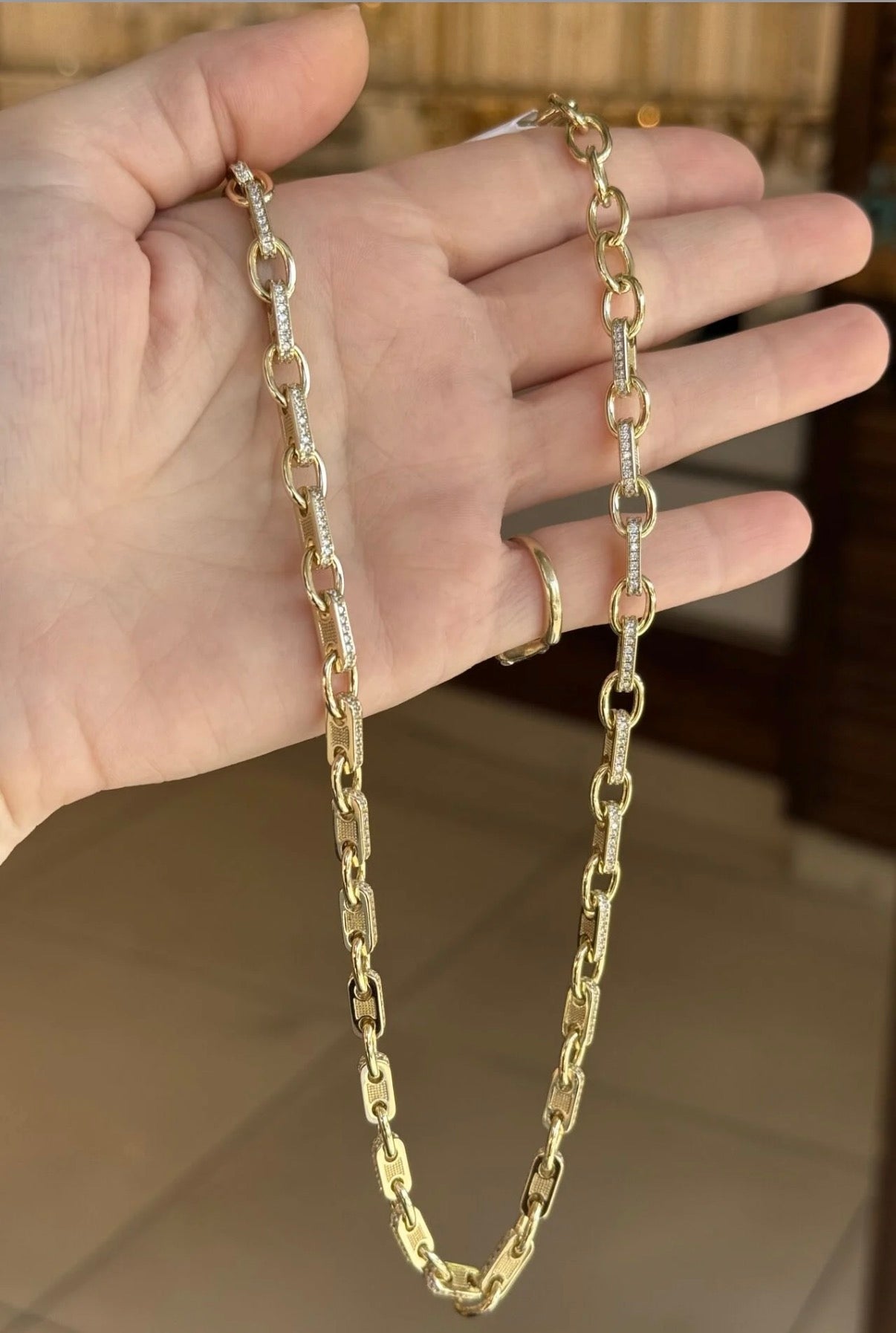 VIP Kemerleri Gömme Taşlı Oval Zincir Kolye 42 + 5 cm 14K