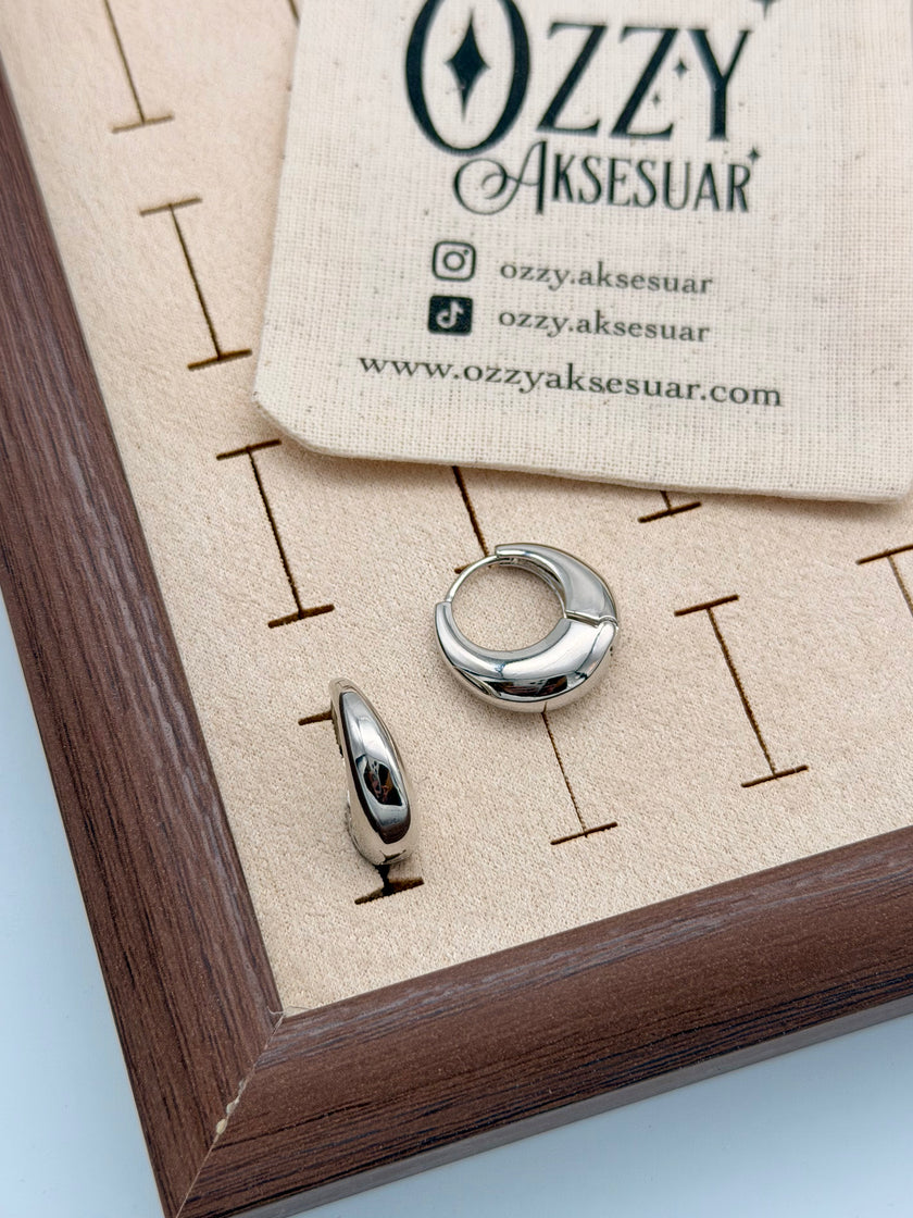 VIP Bombeli Damla Halka Küpe Gümüş Renk