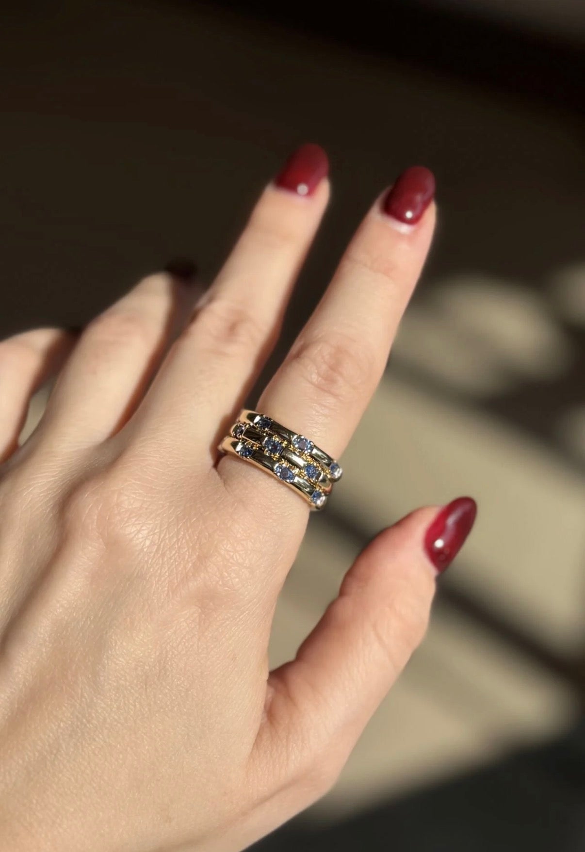 Gömme Taş İşlemeli 3 Sıra Bombe Model Ayarlanabilir Yüzük Mavi Taşlı