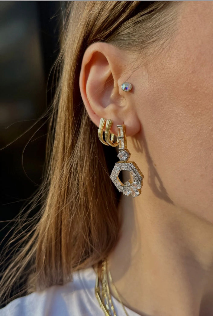 Zirkon Taş İşlemeli Altıgen Küpe 14K