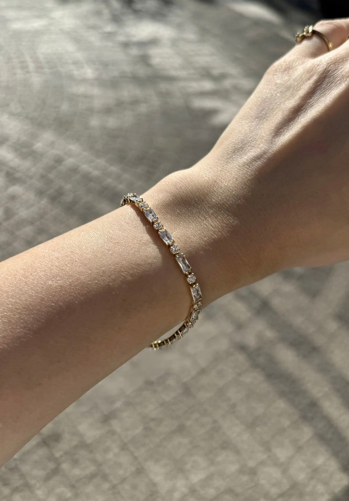 VIP Baget Taşlı Su Yolu Bileklik 17 + 2 cm 14K