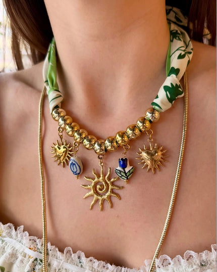 Çelik Güneş Charmlı Fular Kolye