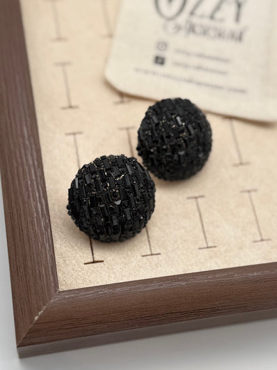 Taş İşlemeli Yuvarlak Küpe Siyah Taş