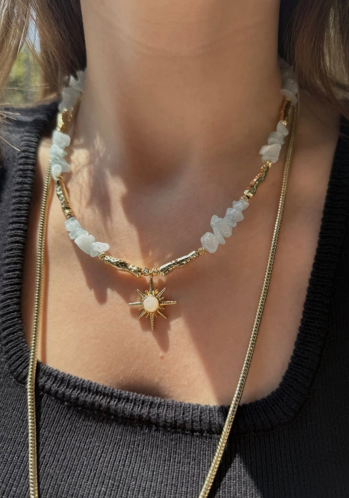 Güneş Uçlu Doğal Taş Kolye