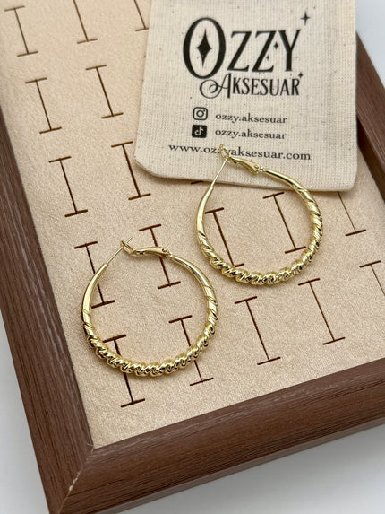 Ortası Burgu Model Halka Küpe