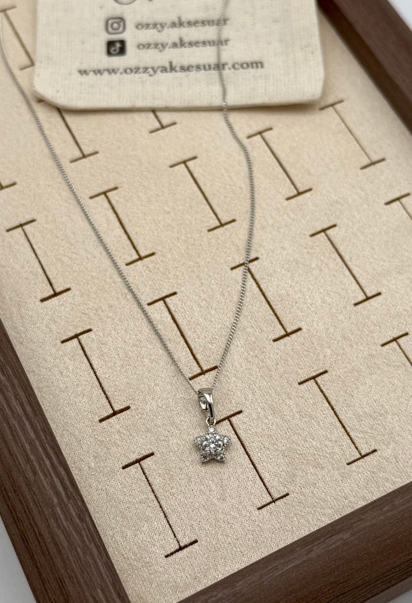 VIP Ortası Tek Taşlı Yıldız Kolye Gümüş Renk