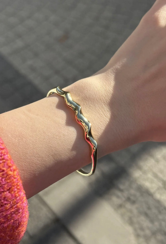 VIP Dalga Modelli Kelepçe Bileklik 60 mm 14K