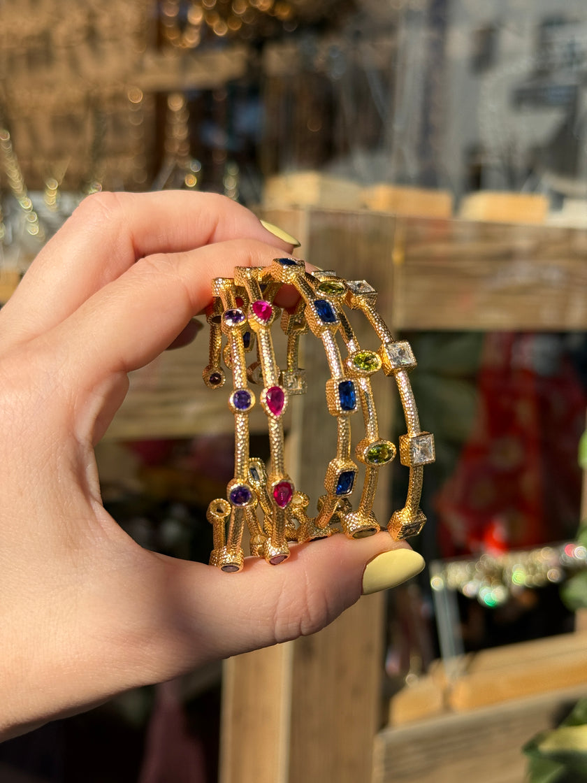 El Yapımı Altın Kaplama Kristal Taşlı Yarım Bilezik Bileklik