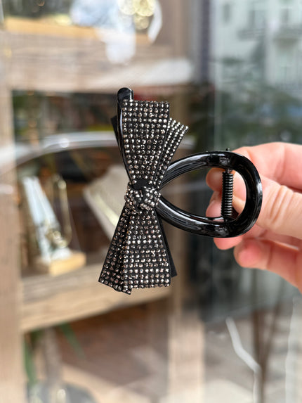 Taş İşlemeli Fiyonk Detay Kaliteli Mandal Toka