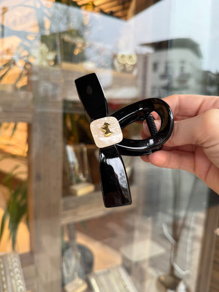 Agatha Model Orta Boy Asetat Mandal Toka Siyah