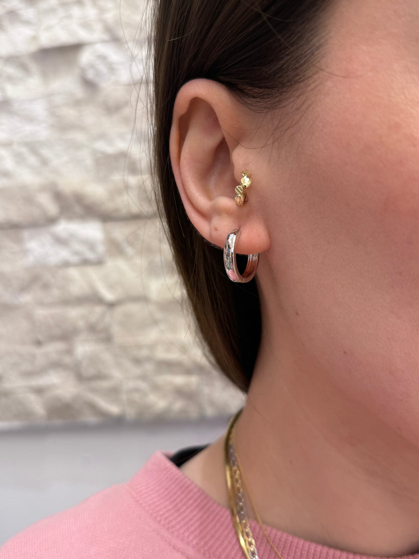 VIP Sade Halka Küpe Gümüş Renk 1,5 cm
